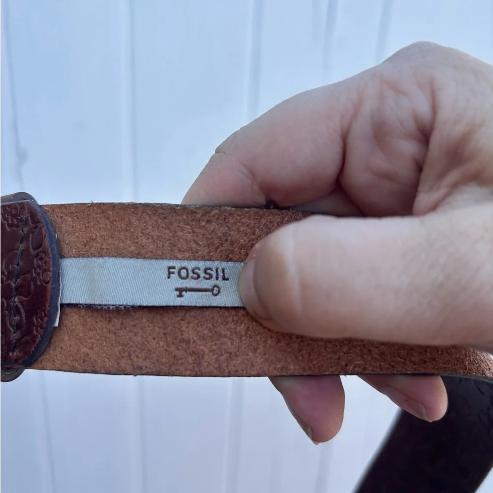 Fossil Tooled Embossed Genuine Leather Belt Flower Pattern Large